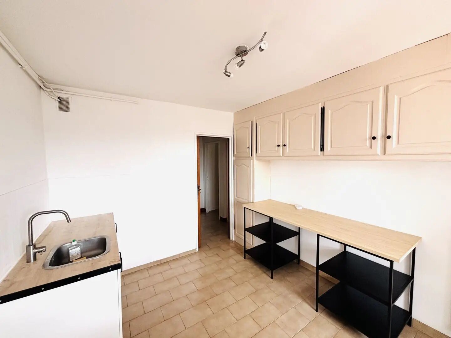Appartement à louer, 81m², Aix-en-Provence