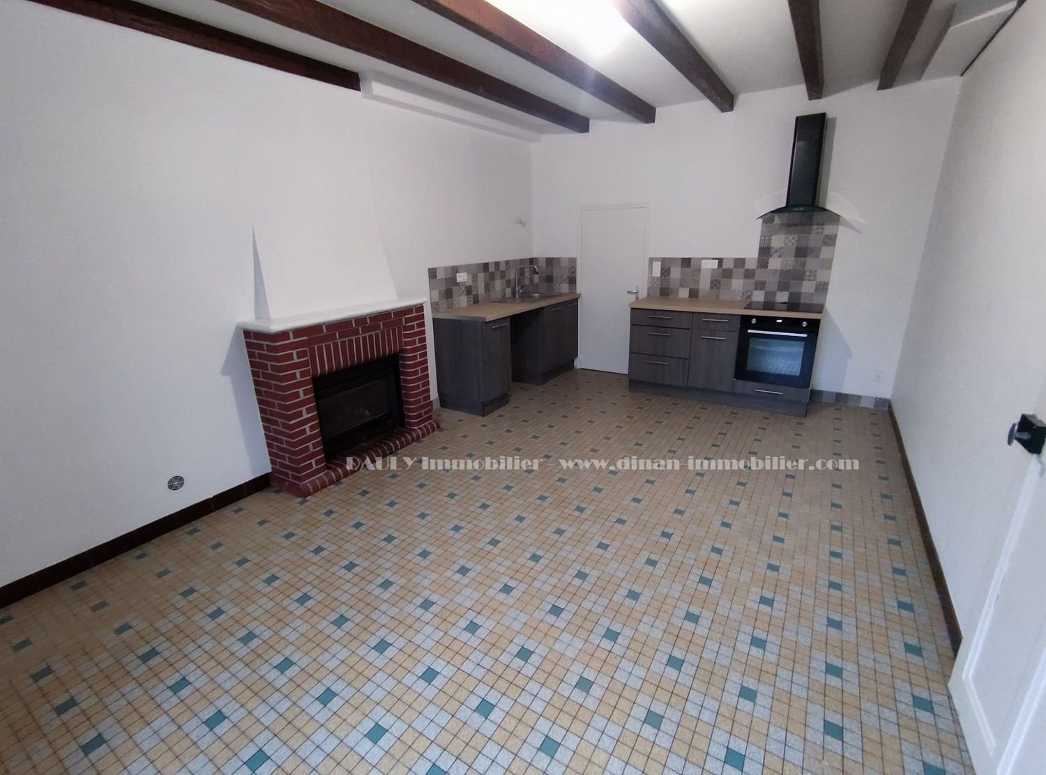 Maison à louer, 100m², Corseul
