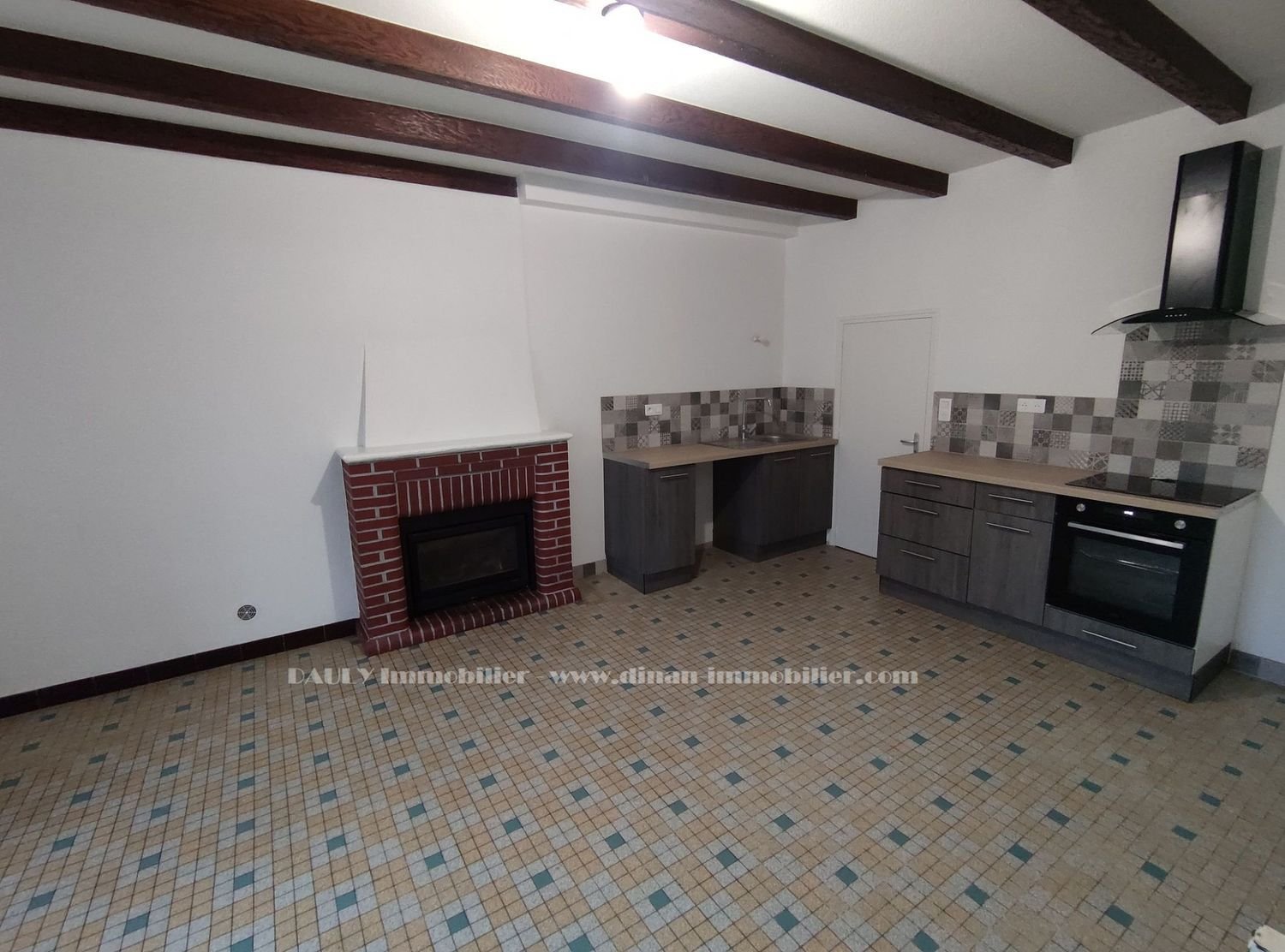 Maison à louer, 100m², Corseul