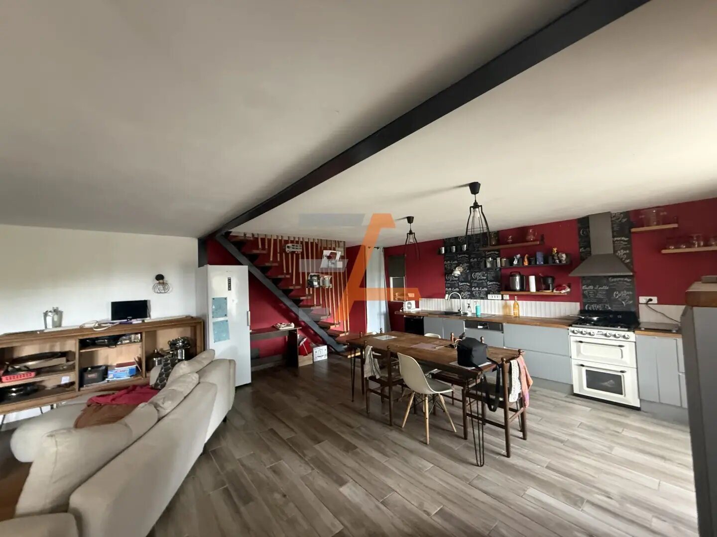 Maison à vendre, 350m², Saint-Hostien