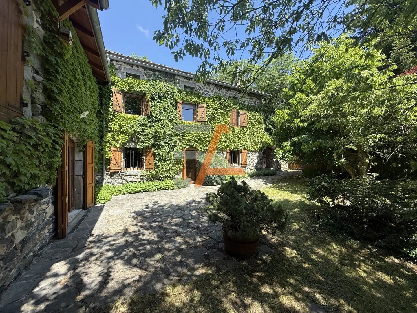 Maison à vendre, 193m², Saint-Julien-Chapteuil