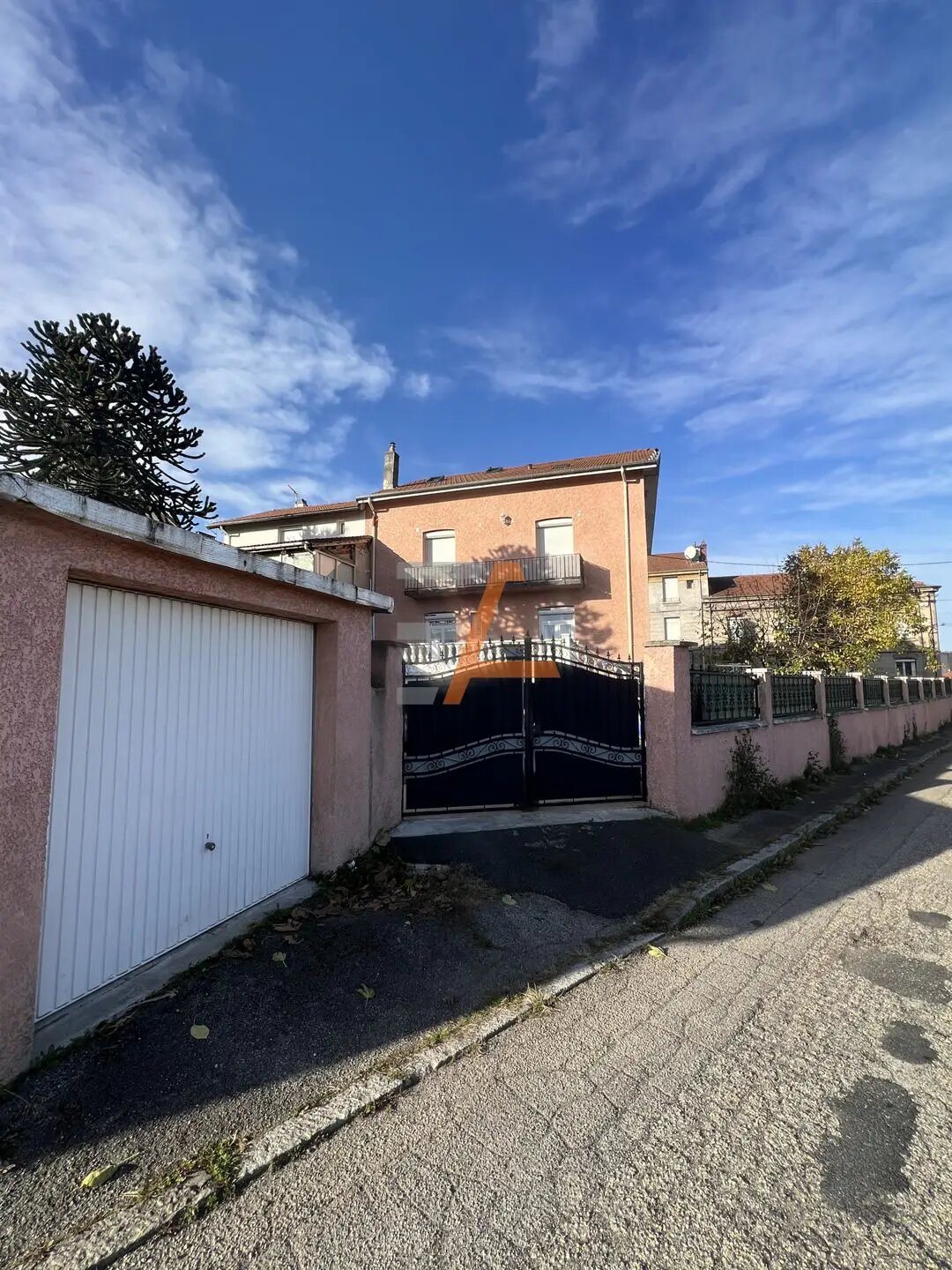 Appartement à vendre, 263m², Firminy