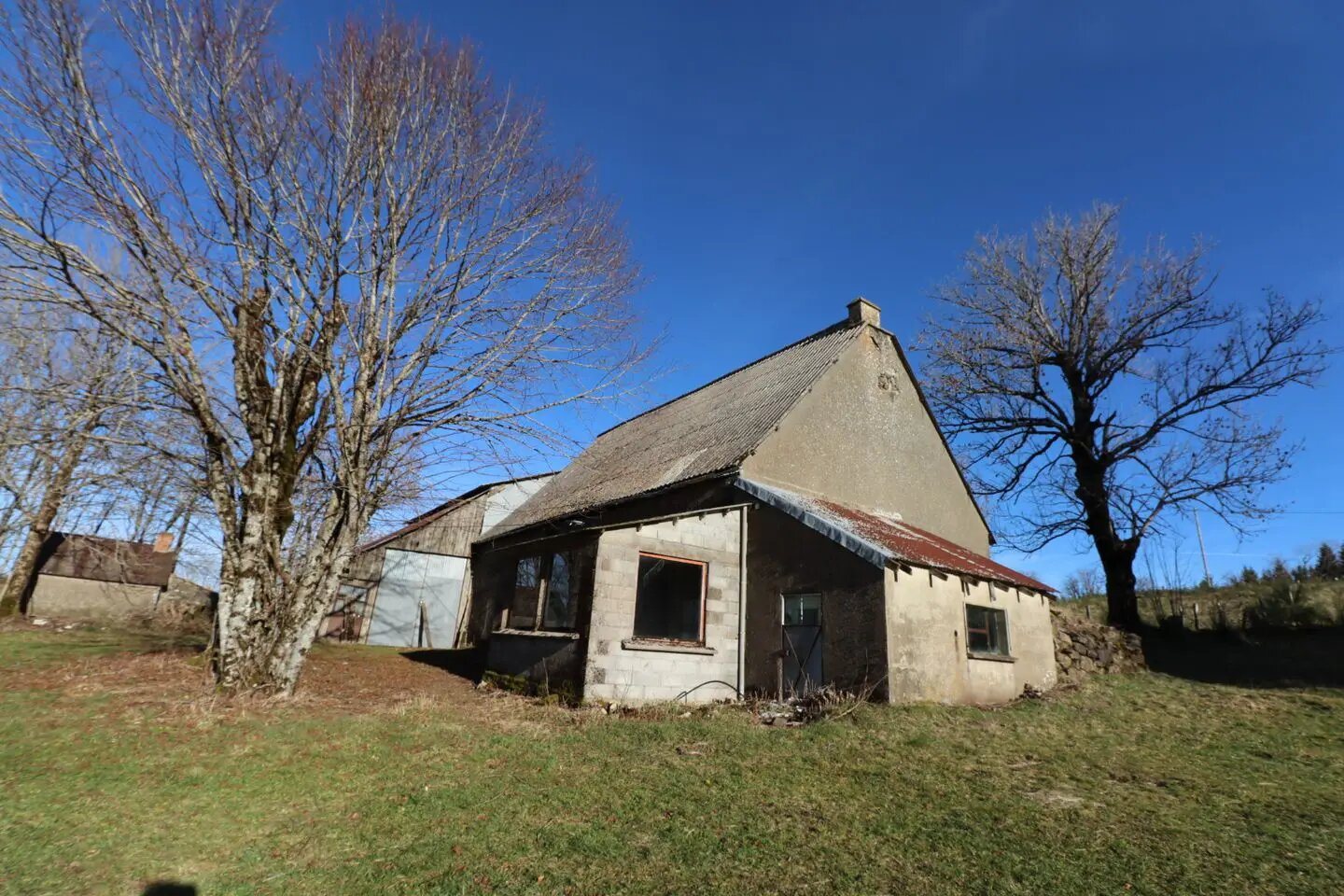Maison à vendre, 69m², Saint-Sauves-d'Auvergne
