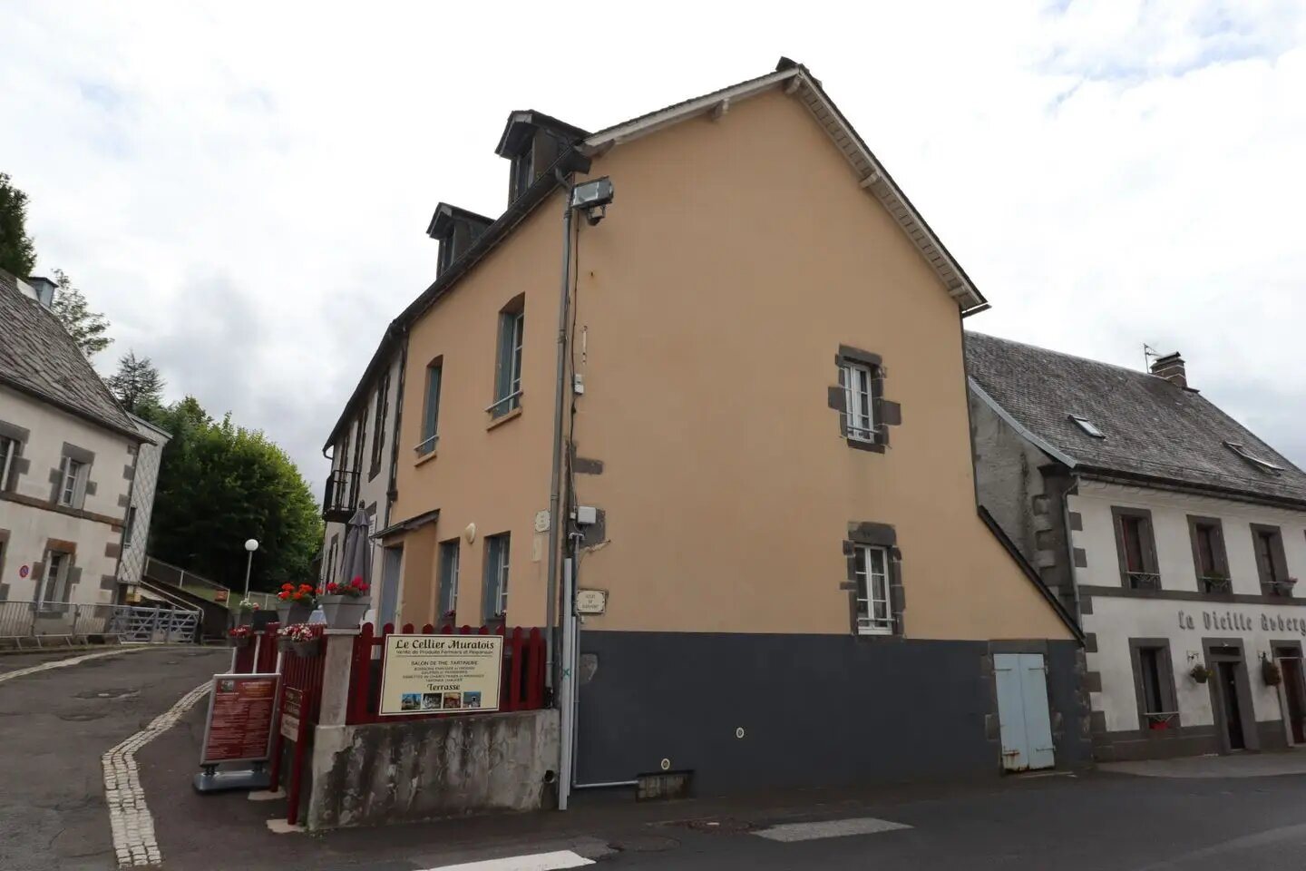 Maison à vendre, 106m², Murat-le-Quaire