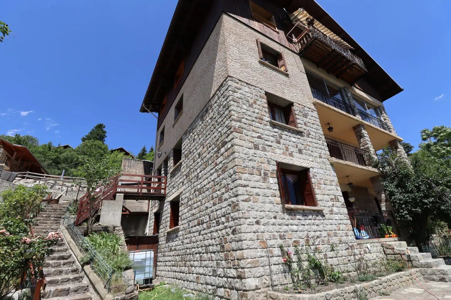 Maison à vendre, 368m², Allos