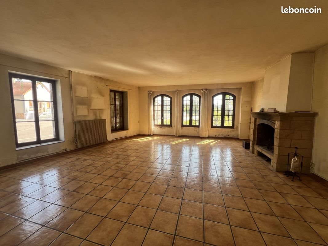 Maison à vendre, 218m², Épinac