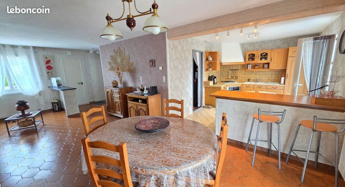 Maison à vendre, 103m², Toulon-sur-Allier