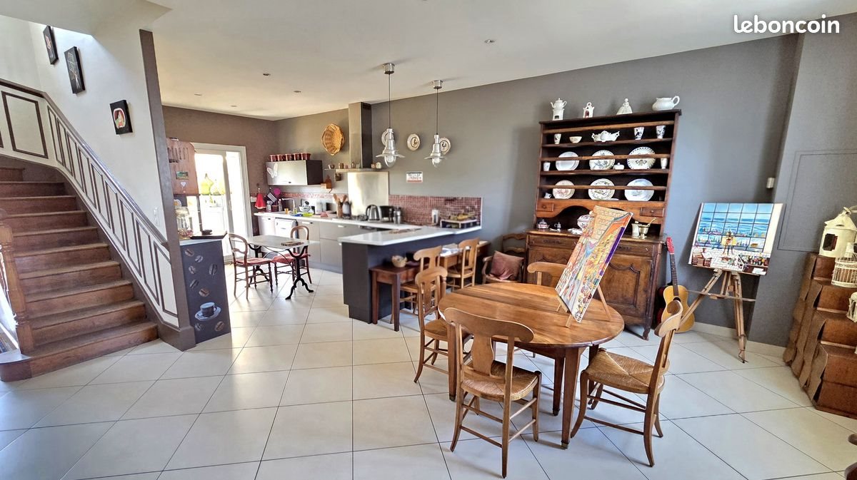 Maison à vendre, 196m², Moulins