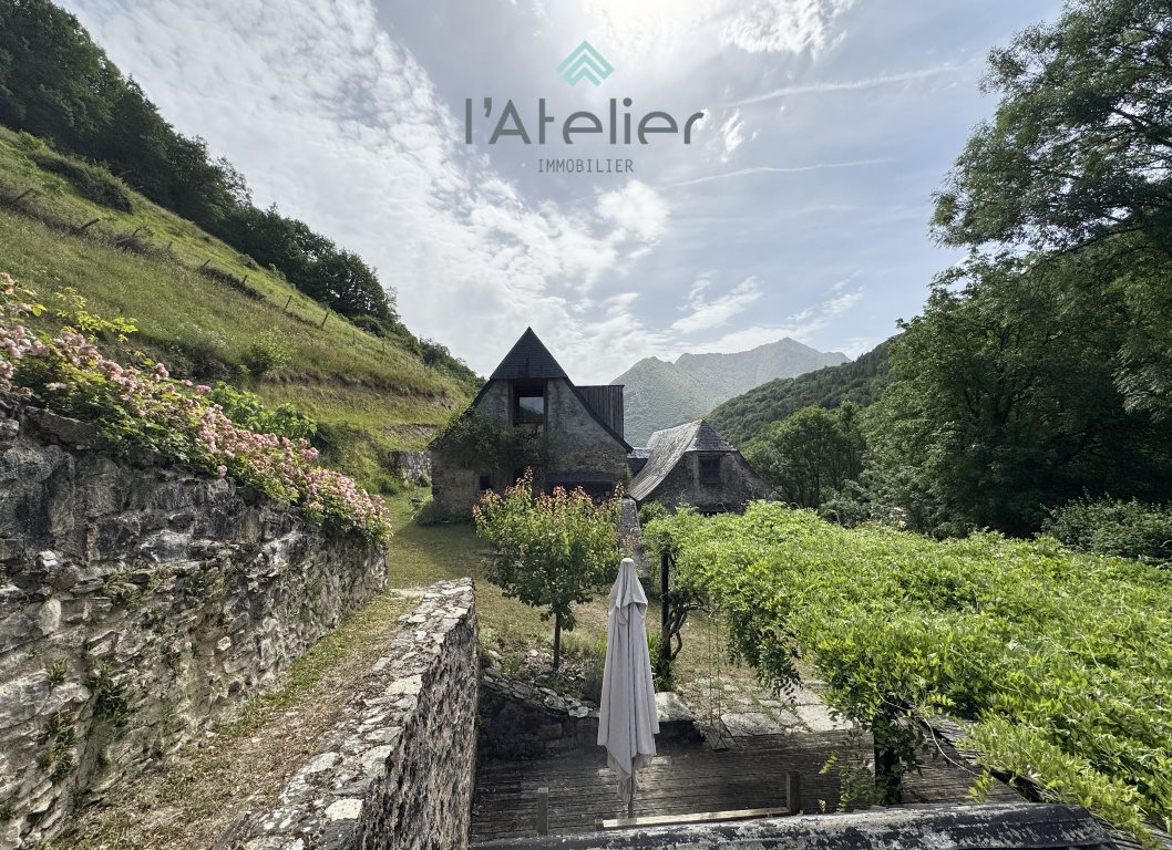 Maison à vendre, 400m², Sarrancolin