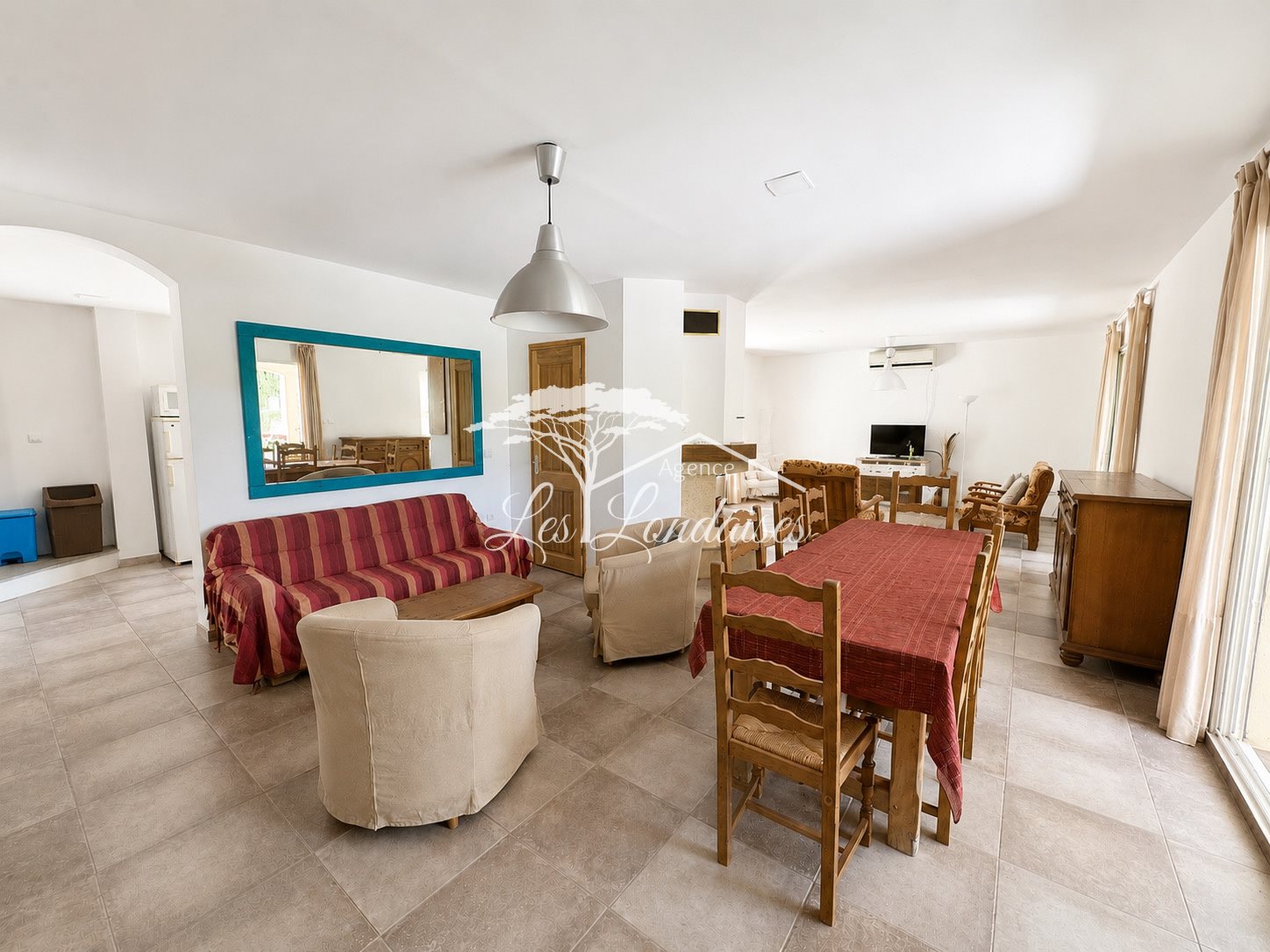 Maison à vendre, 200m², La Londe-les-Maures