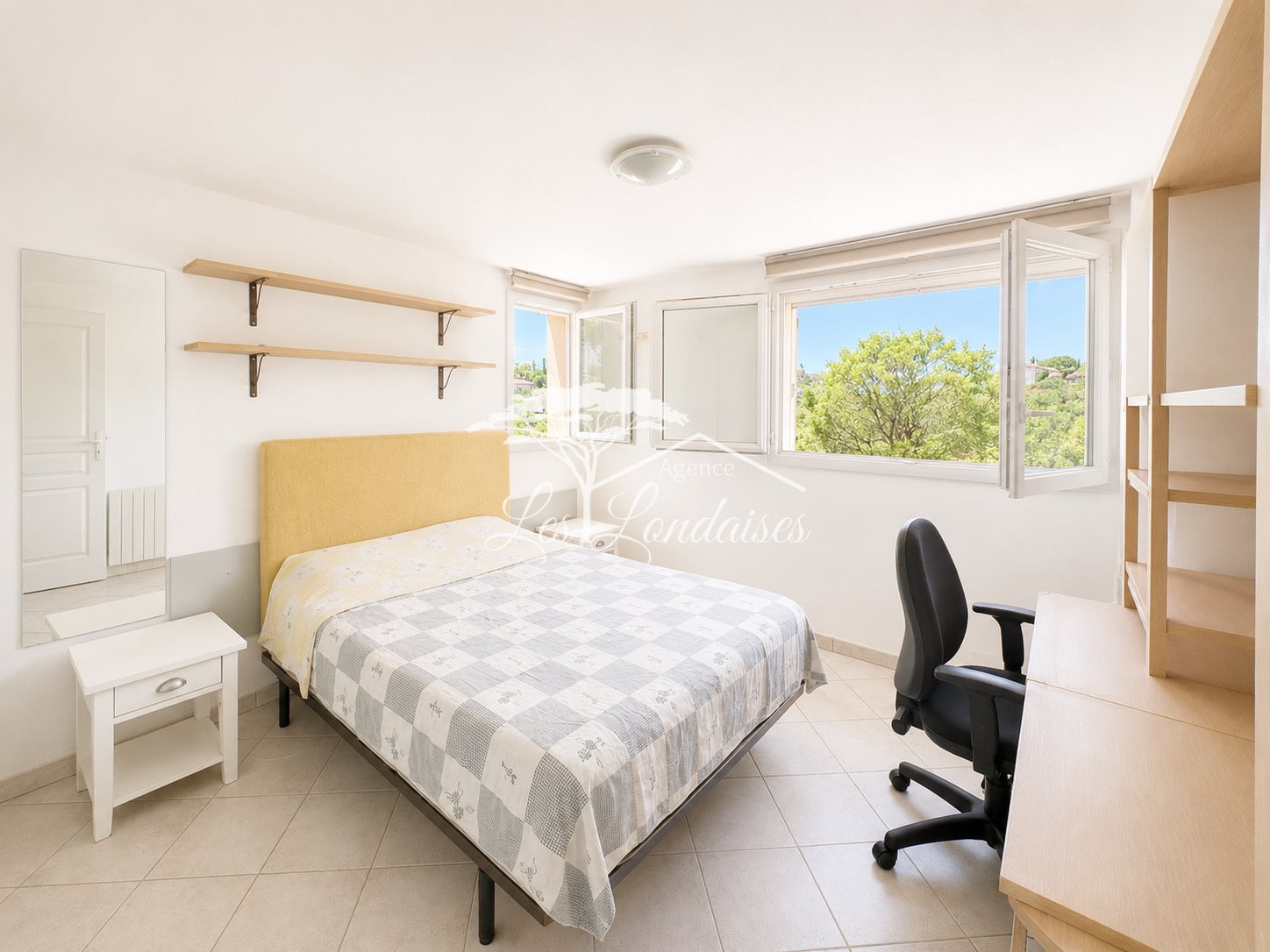 Maison à vendre, 200m², La Londe-les-Maures