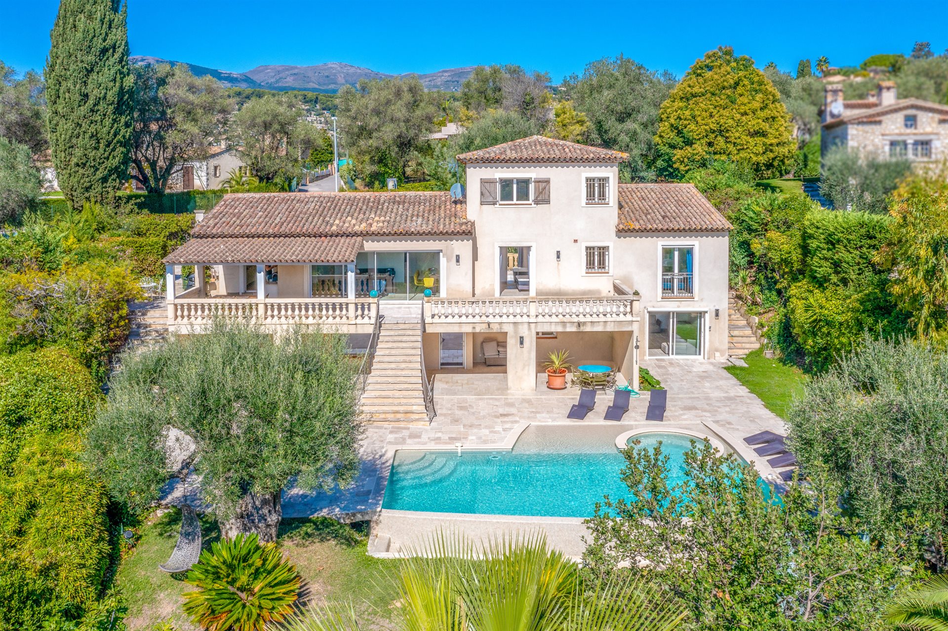 Maison à vendre, 329m², La Colle-sur-Loup