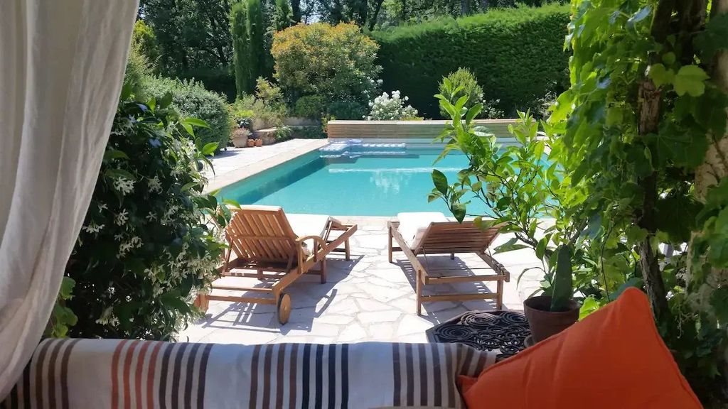 Maison à vendre, 360m², Saint-Vallier-de-Thiey