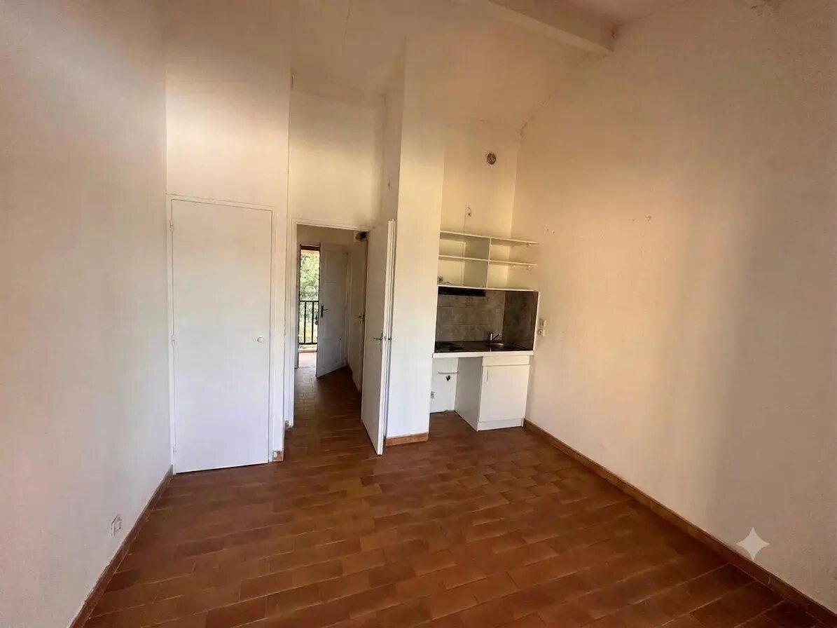 Appartement à vendre, 30m², Saint-Vallier-de-Thiey