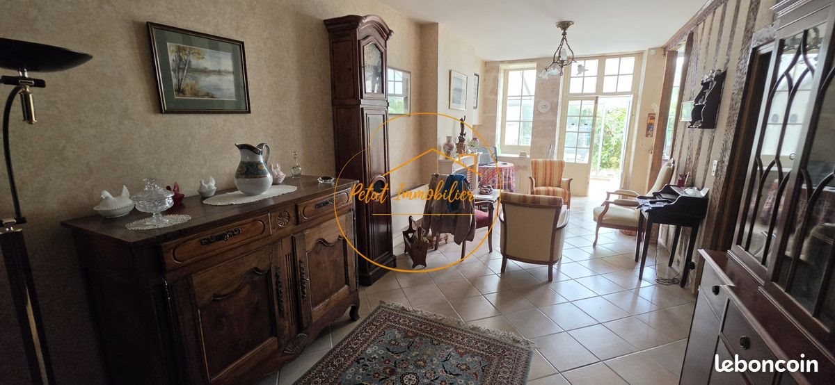 Maison à vendre, 198m², Beaugency