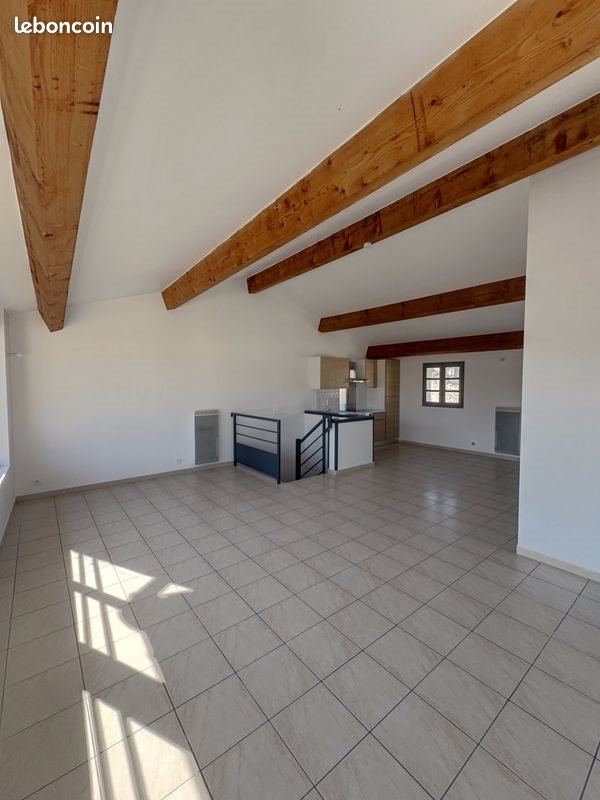Appartement à louer, 83m², Beaucaire
