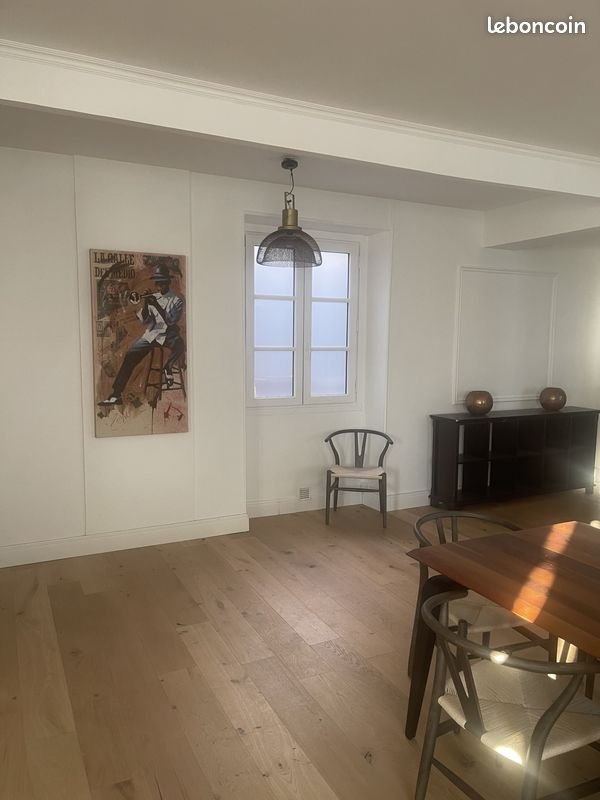 Appartement à louer, 127m², Nîmes