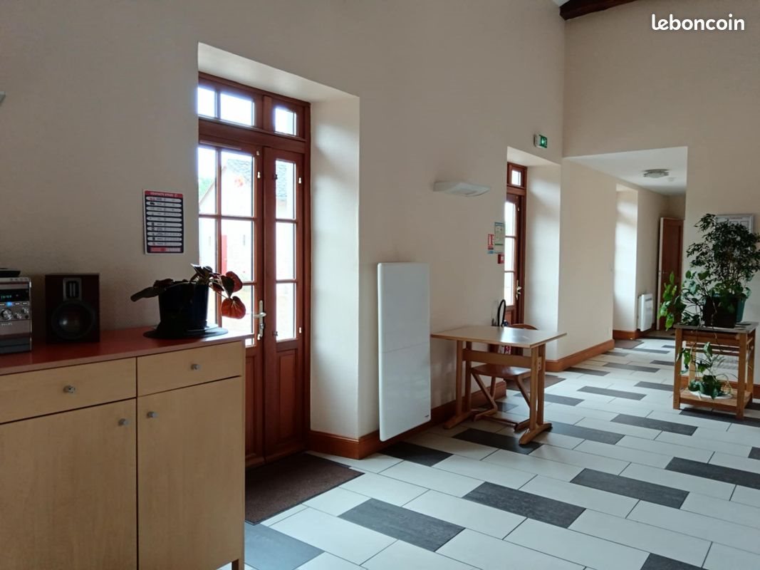 Maison à louer, 300m², Valence-en-Poitou
