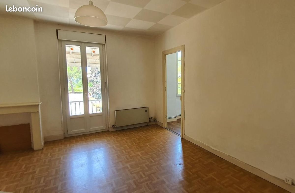 Appartement à louer, 81m², Damazan