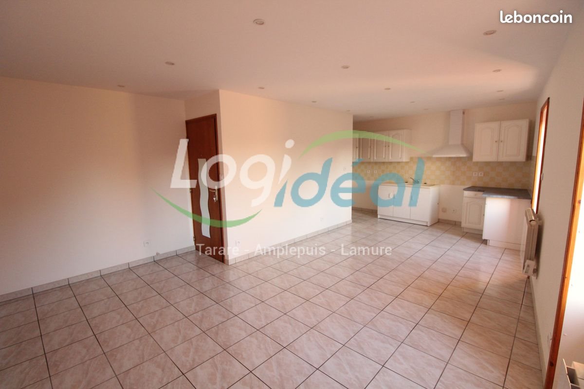 Appartement à louer, 55m², Amplepuis