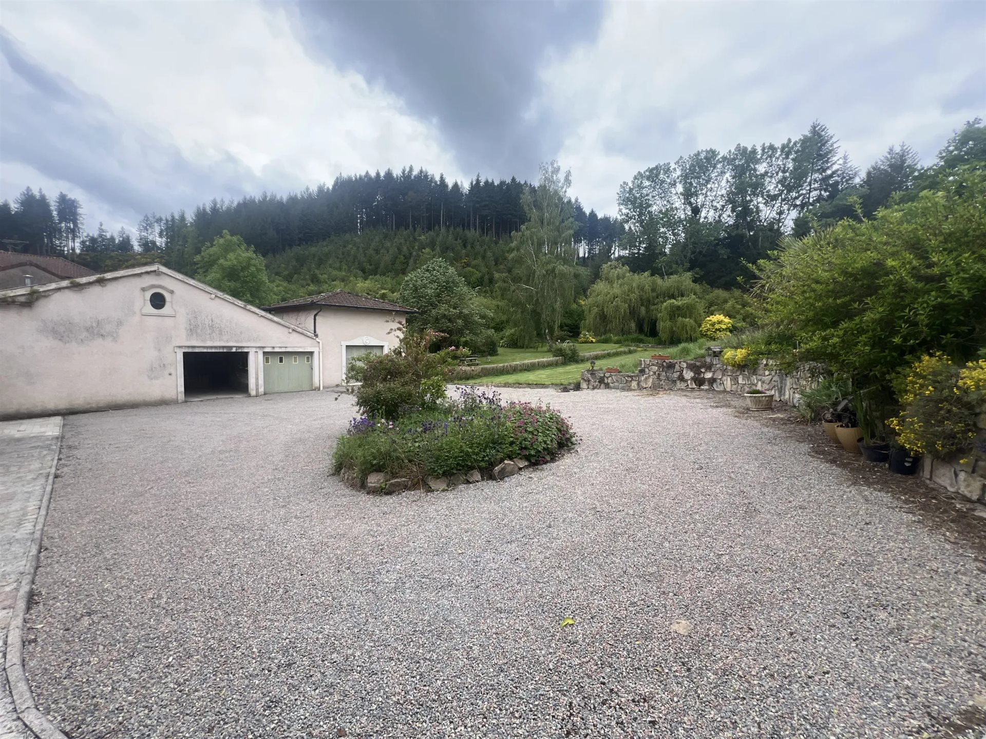 Maison à vendre, 220m², Cublize