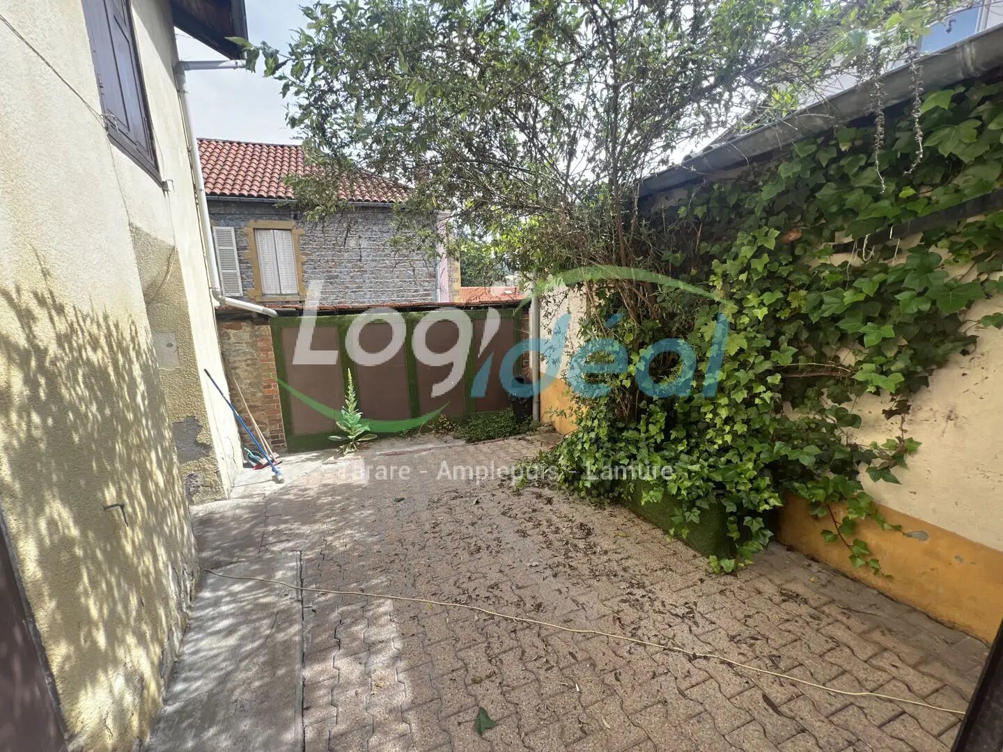 Maison à vendre, 130m², Saint-Vincent-de-Reins