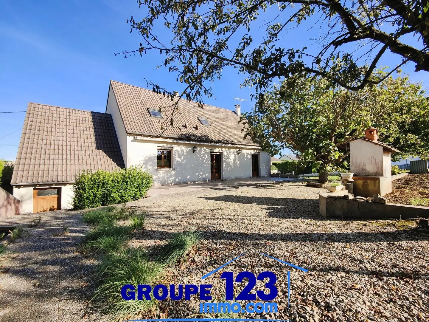 Maison à vendre, 181m², Laroche-Saint-Cydroine