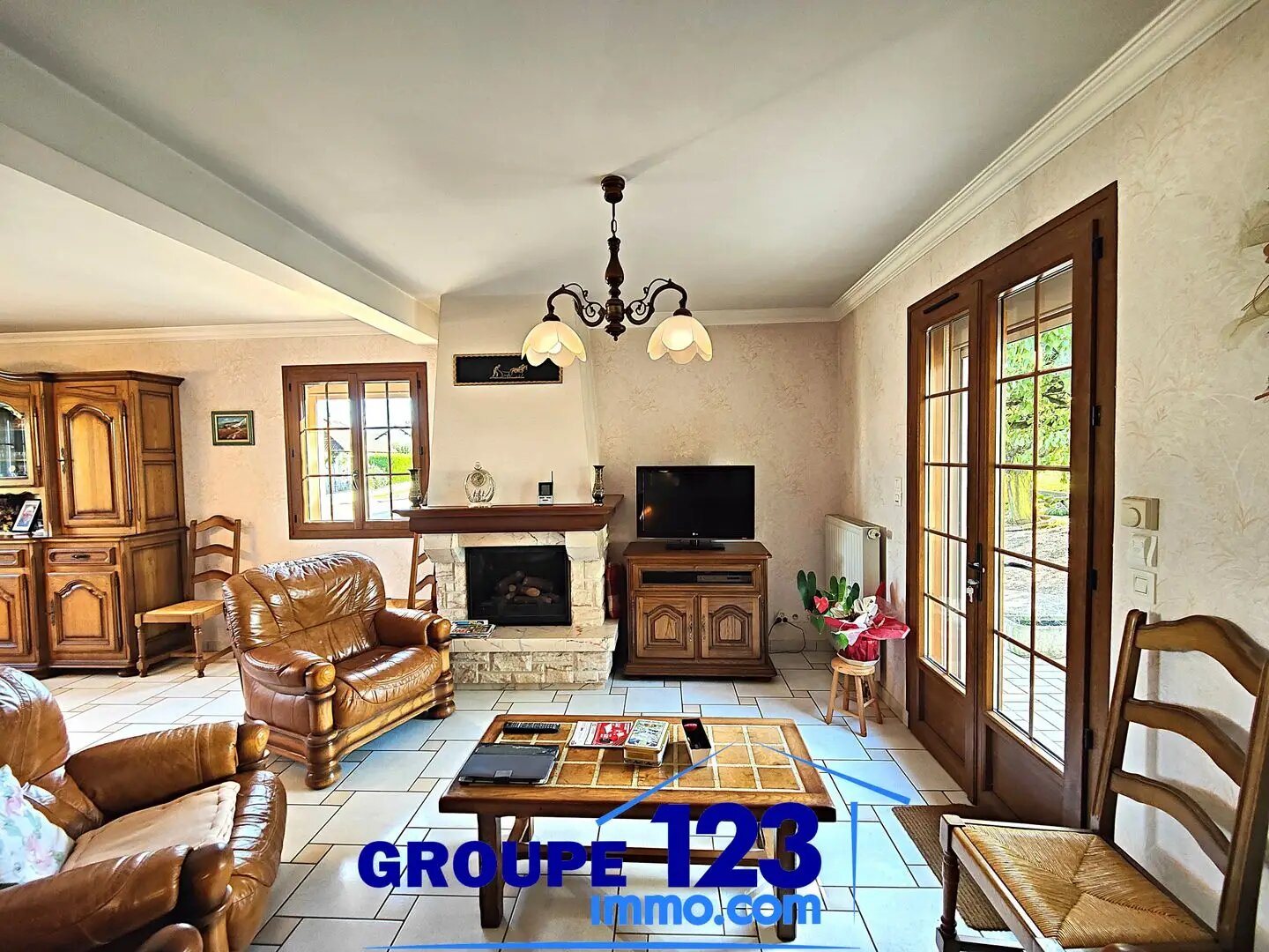 Maison à vendre, 181m², Laroche-Saint-Cydroine