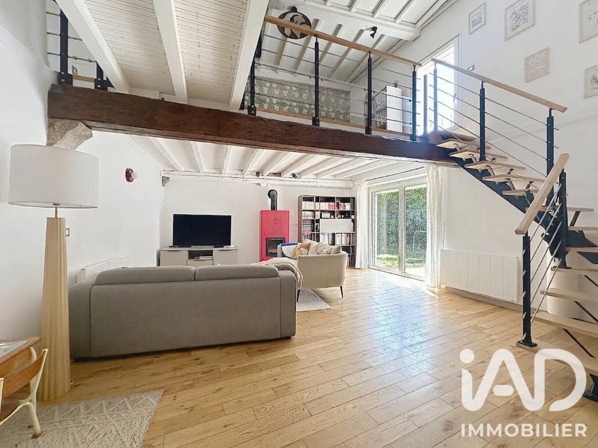 Maison à vendre, 190m², Neuville-sur-Saône
