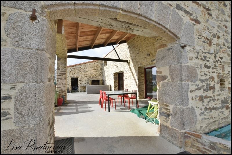Maison à vendre, 162m², Montaigu-Vendée