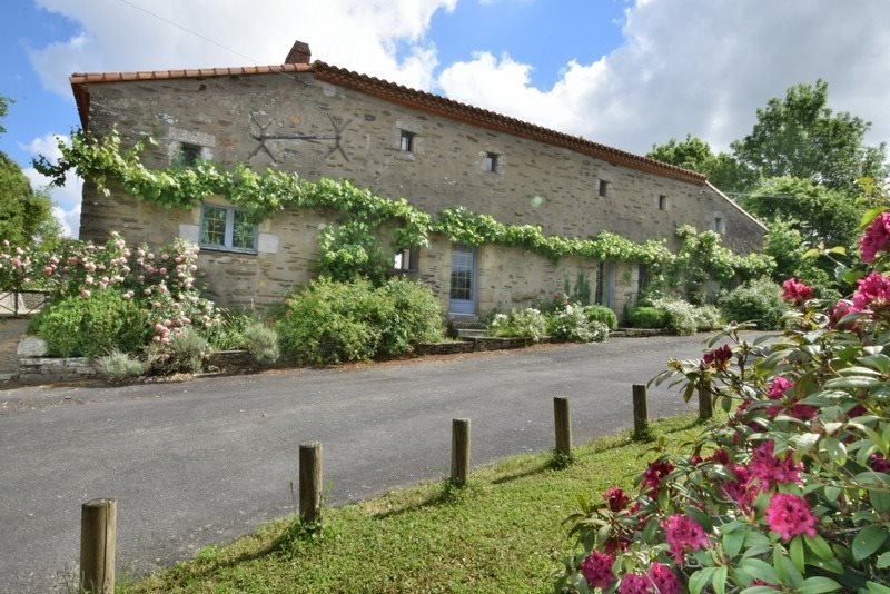 Maison à vendre, 360m², Chavagnes-en-Paillers