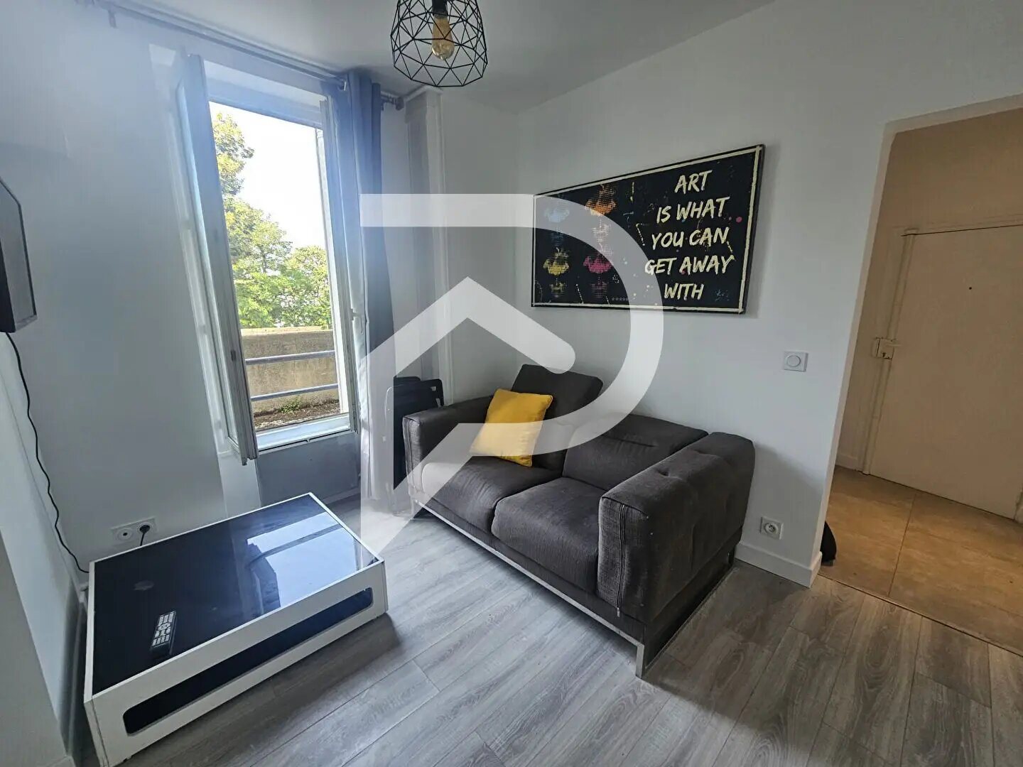 Appartement à louer, 23m², Saint-Maurice
