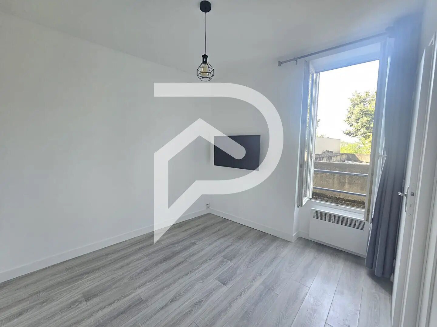 Appartement à louer, 23m², Saint-Maurice