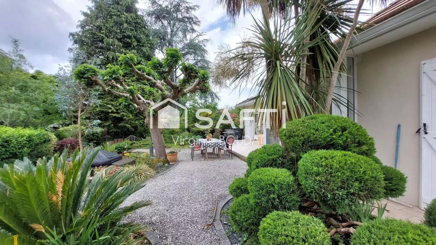 Maison à vendre, 179m², Lons
