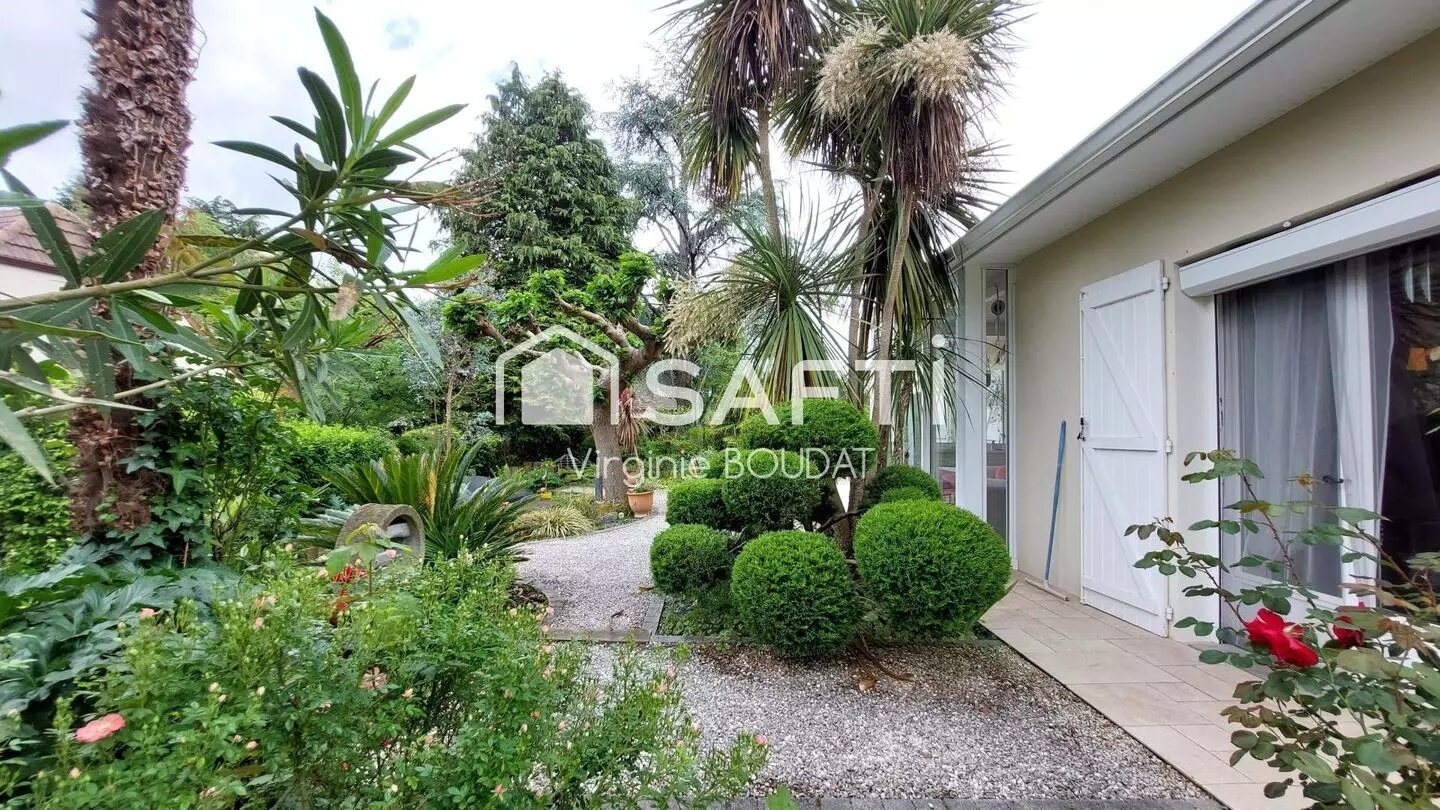 Maison à vendre, 179m², Lons