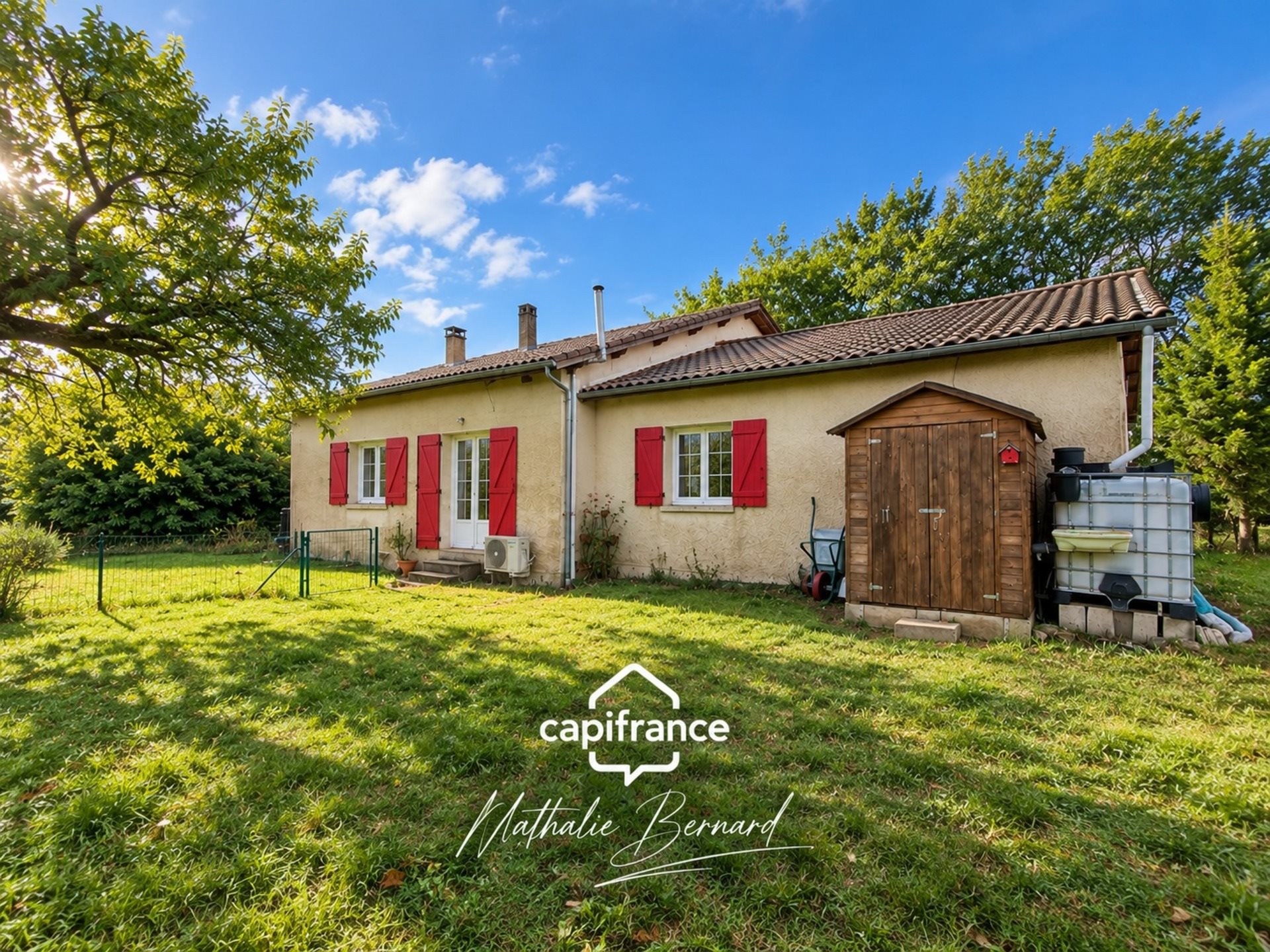 Maison à vendre, 162m², Douzains
