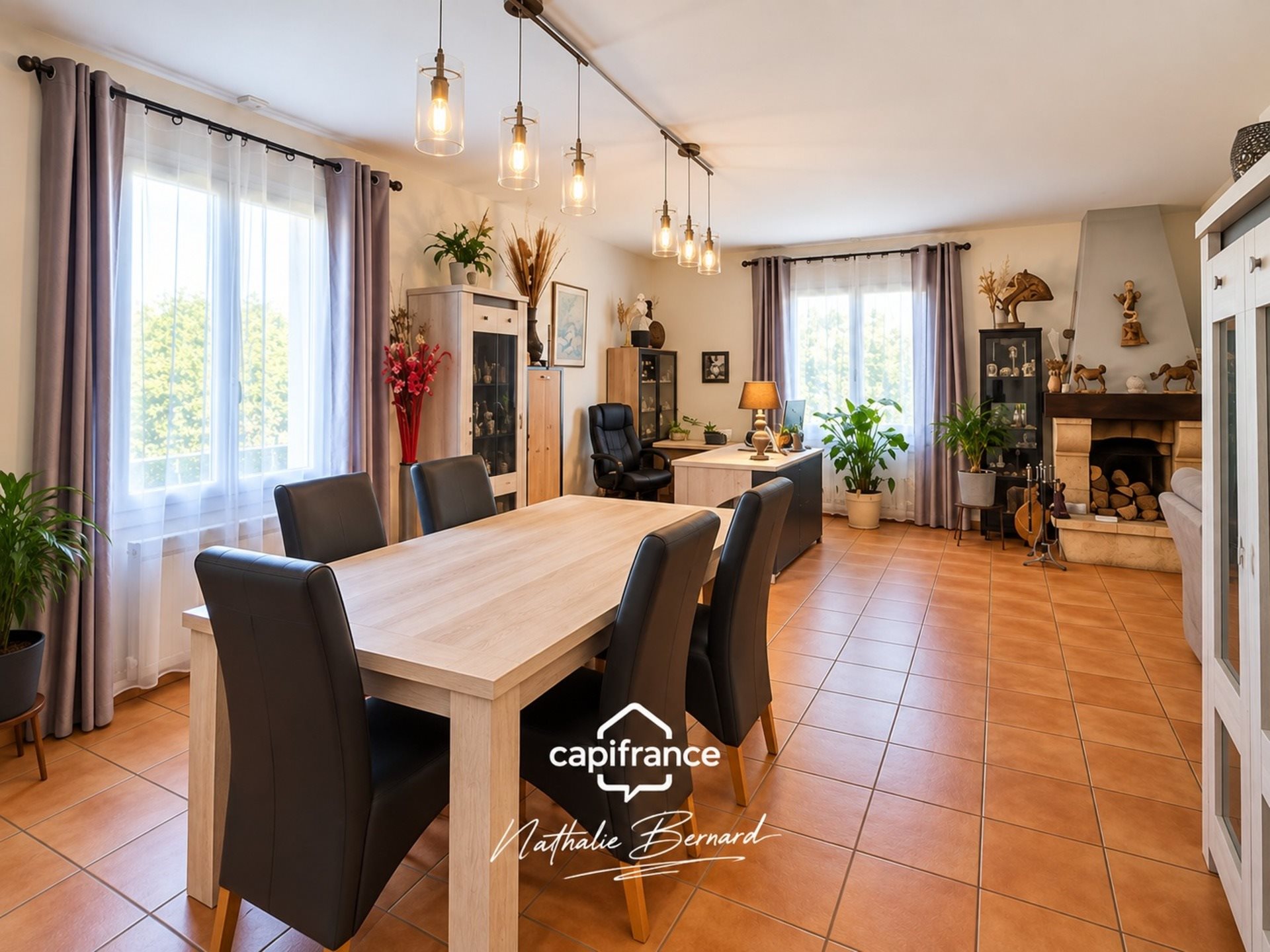 Maison à vendre, 162m², Douzains