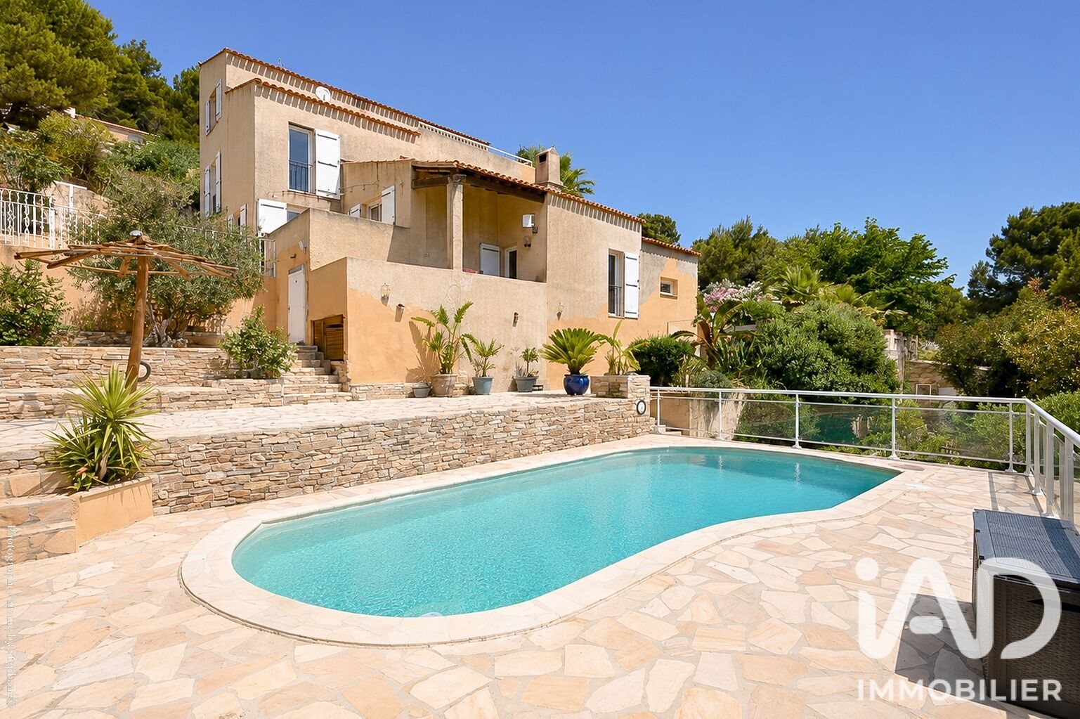 Maison à vendre, 242m², Carnoux-en-Provence