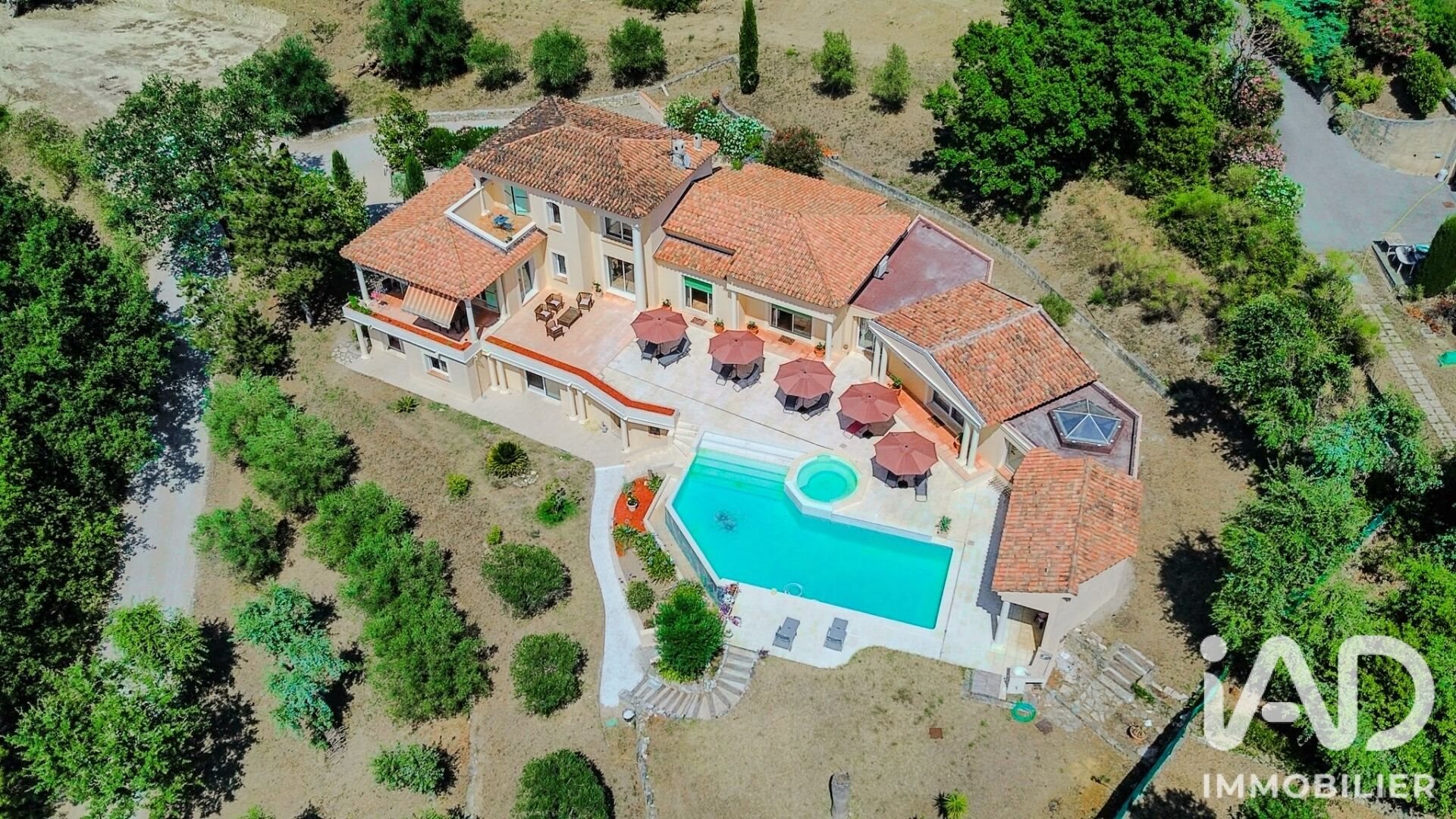 Maison à vendre, 350m², Châteauneuf-Grasse