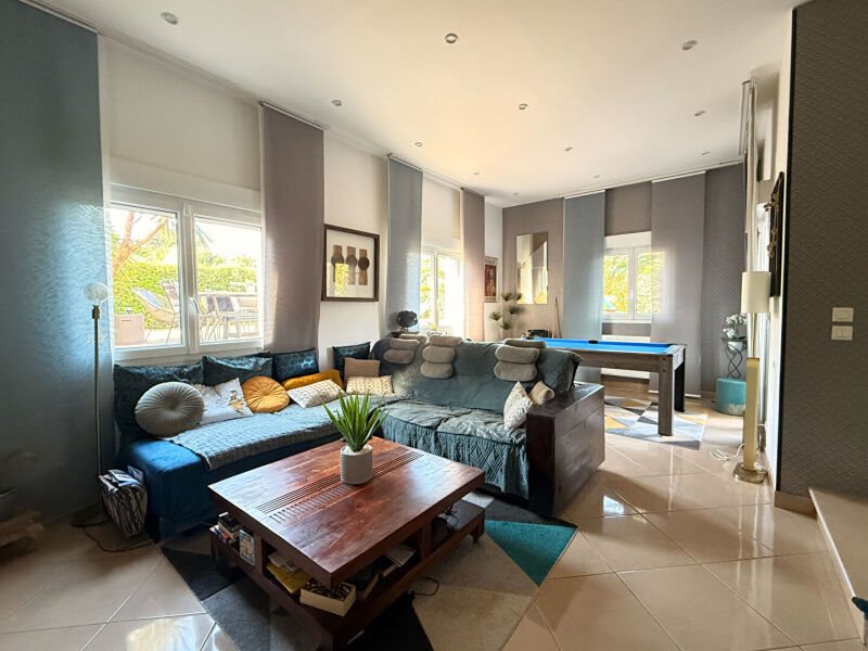 Maison à vendre, 182m², Ifs