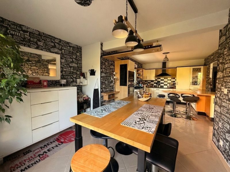 Maison à vendre, 182m², Ifs