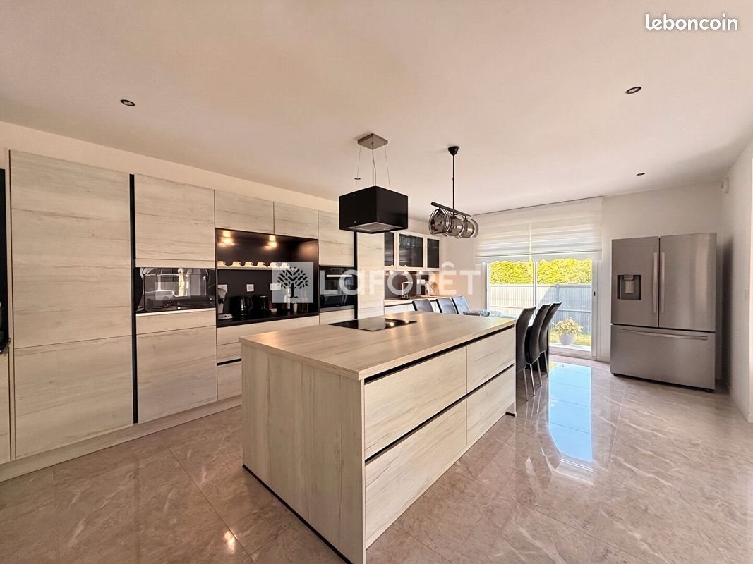 Maison à vendre, 203m², Soliers