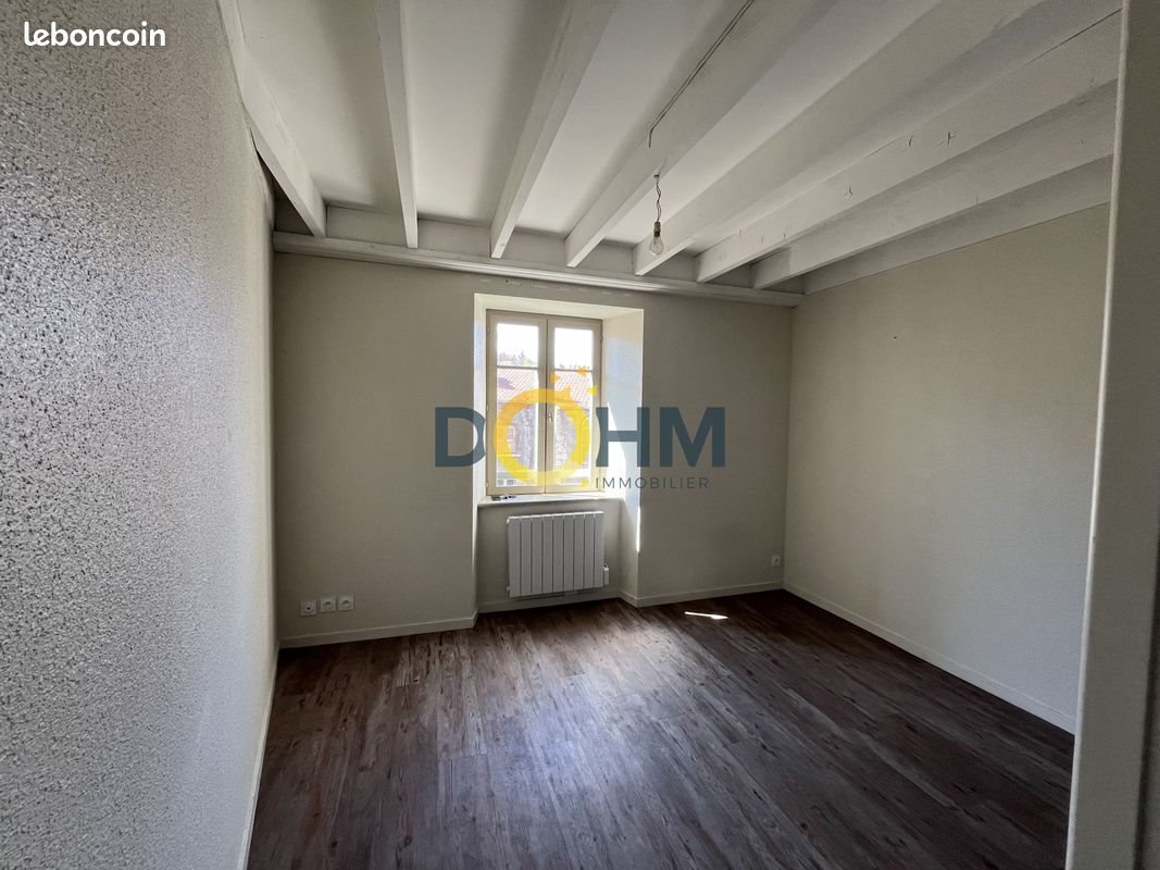 Appartement à louer, 35m², Saint-Bonnet-le-Château