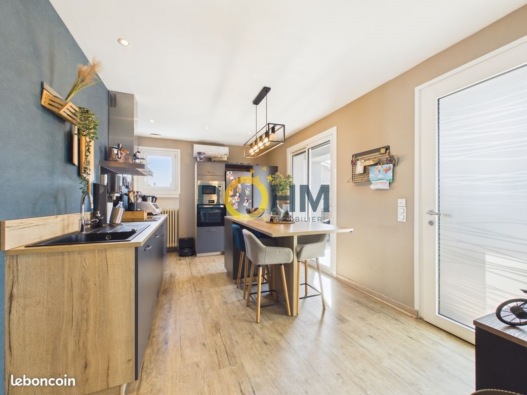 Maison à vendre, 105m², Feurs