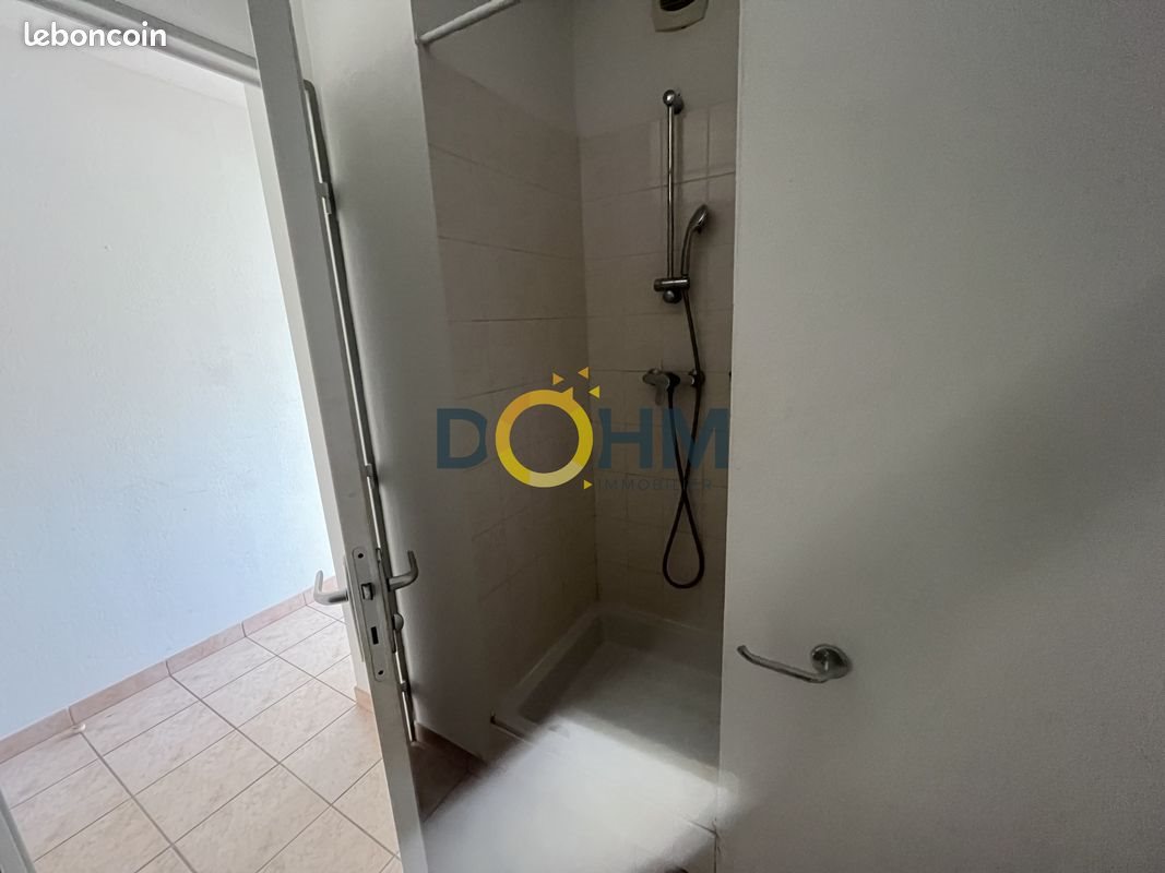 Appartement à louer, 18m², Saint-Etienne