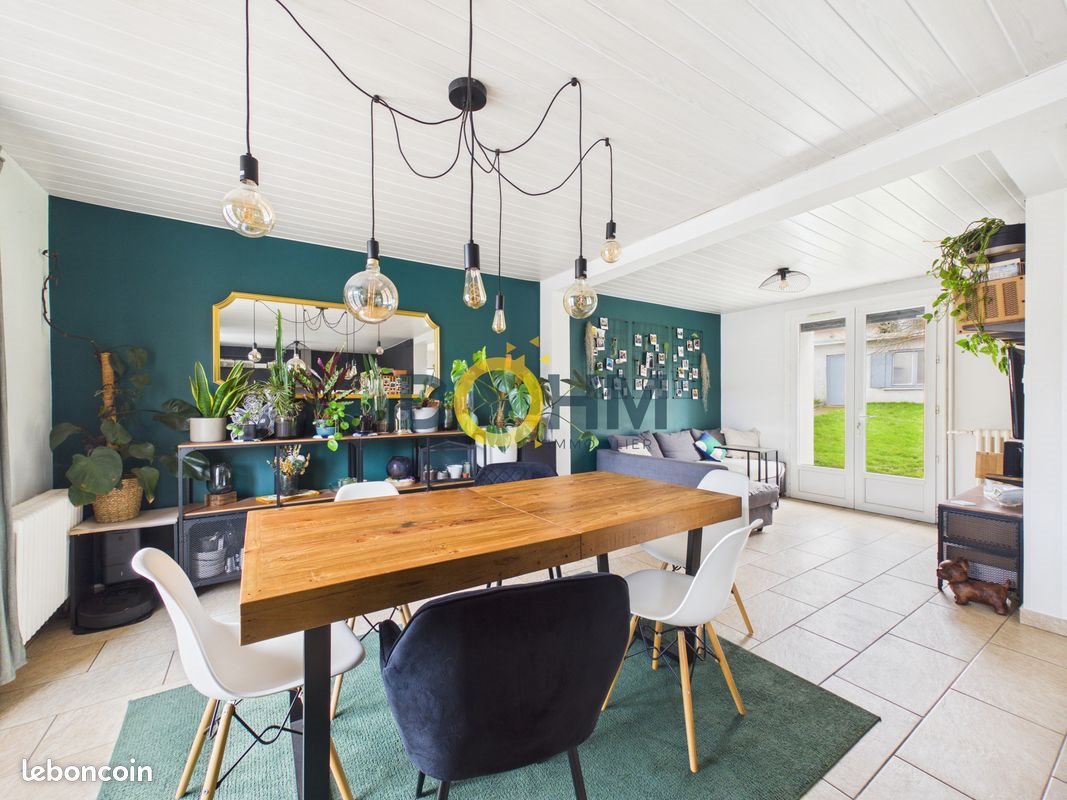 Maison à vendre, 83m², Le Chambon-Feugerolles