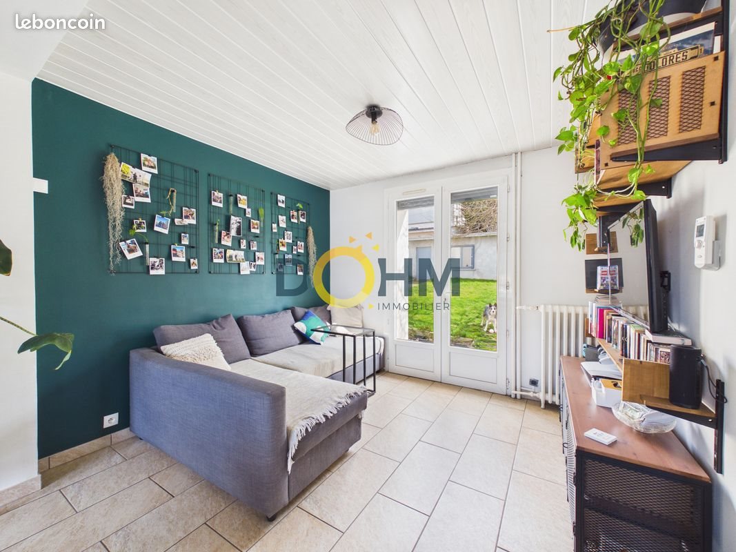 Maison à vendre, 83m², Le Chambon-Feugerolles