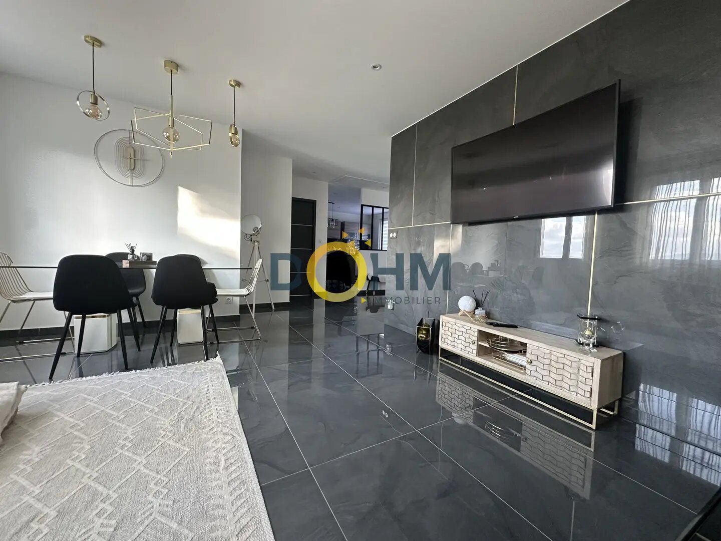 Maison à vendre, 122m², Le Chambon-Feugerolles