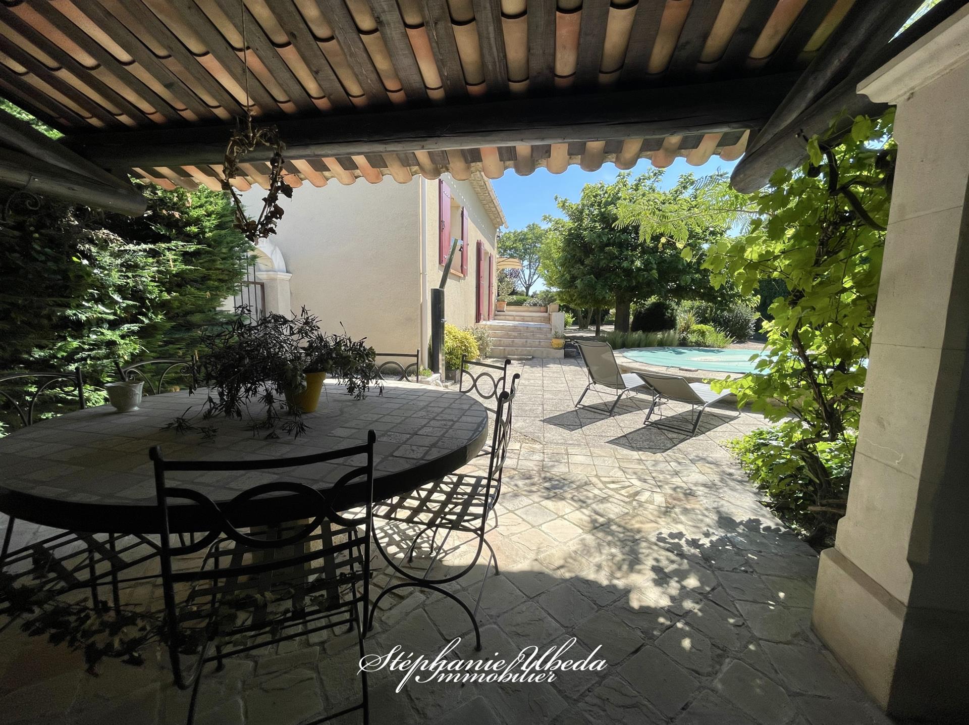 Maison à vendre, 144m², Mallemort