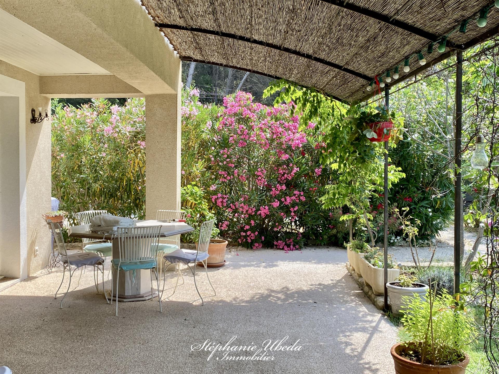 Maison à vendre, 202m², Mérindol